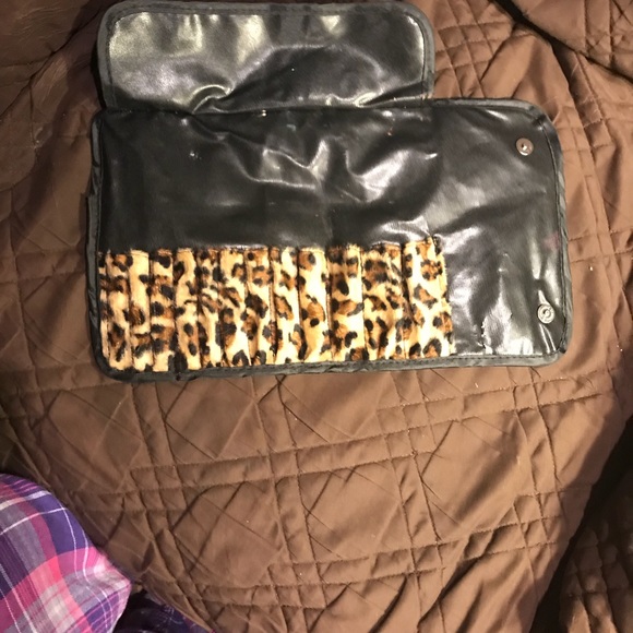 Cheetah print brush roll - Picture 7 of 8